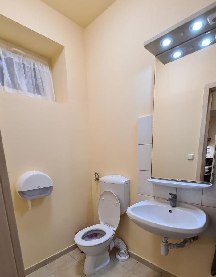 Lucsony Apartman Mosonmagyaróvár Extérieur photo