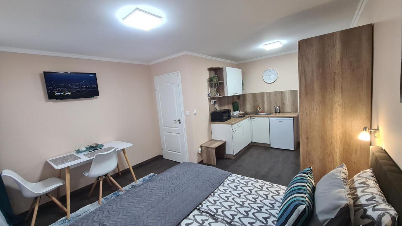 Lucsony Apartman Mosonmagyaróvár Extérieur photo