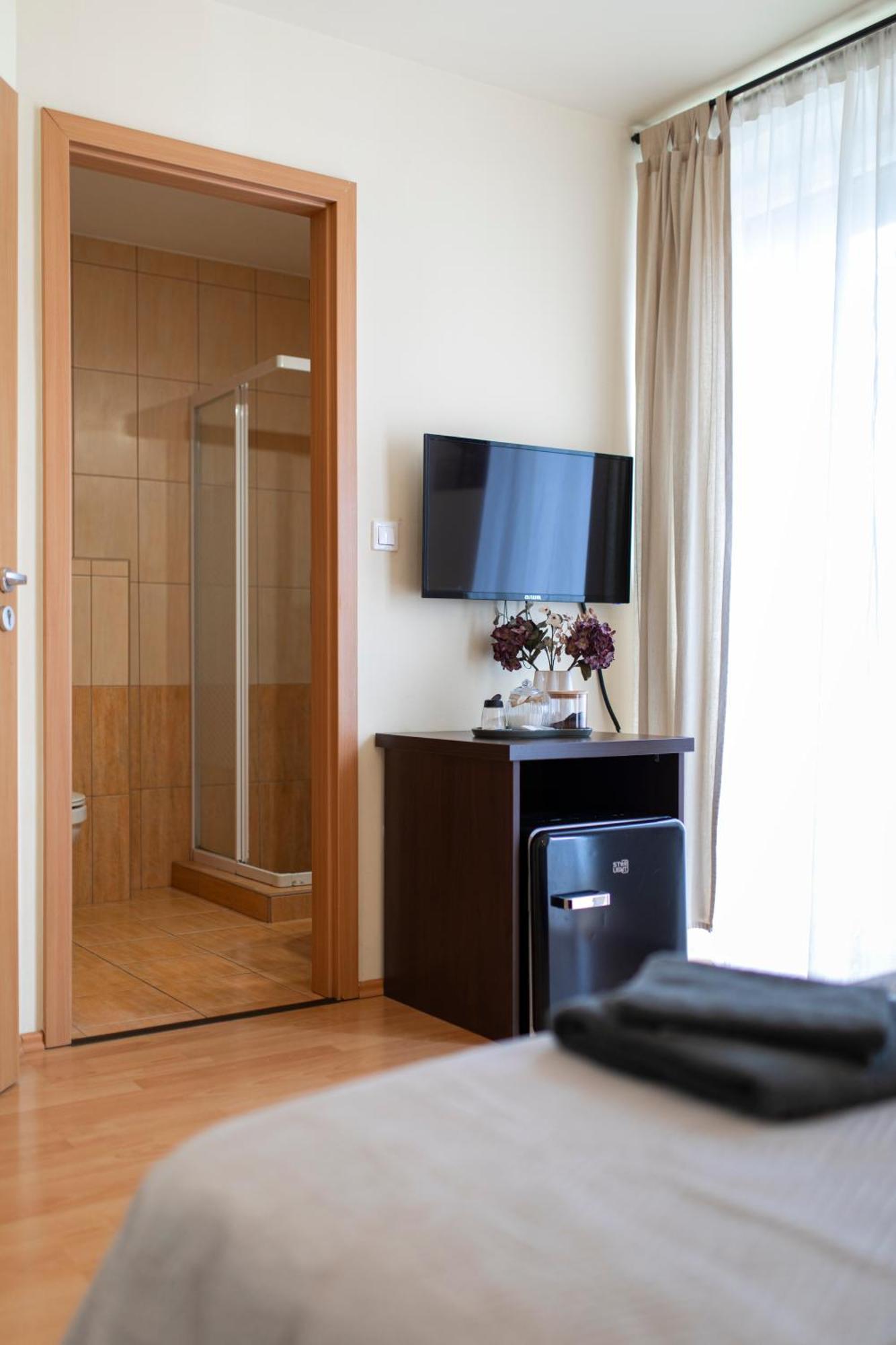 Lucsony Apartman Mosonmagyaróvár Extérieur photo