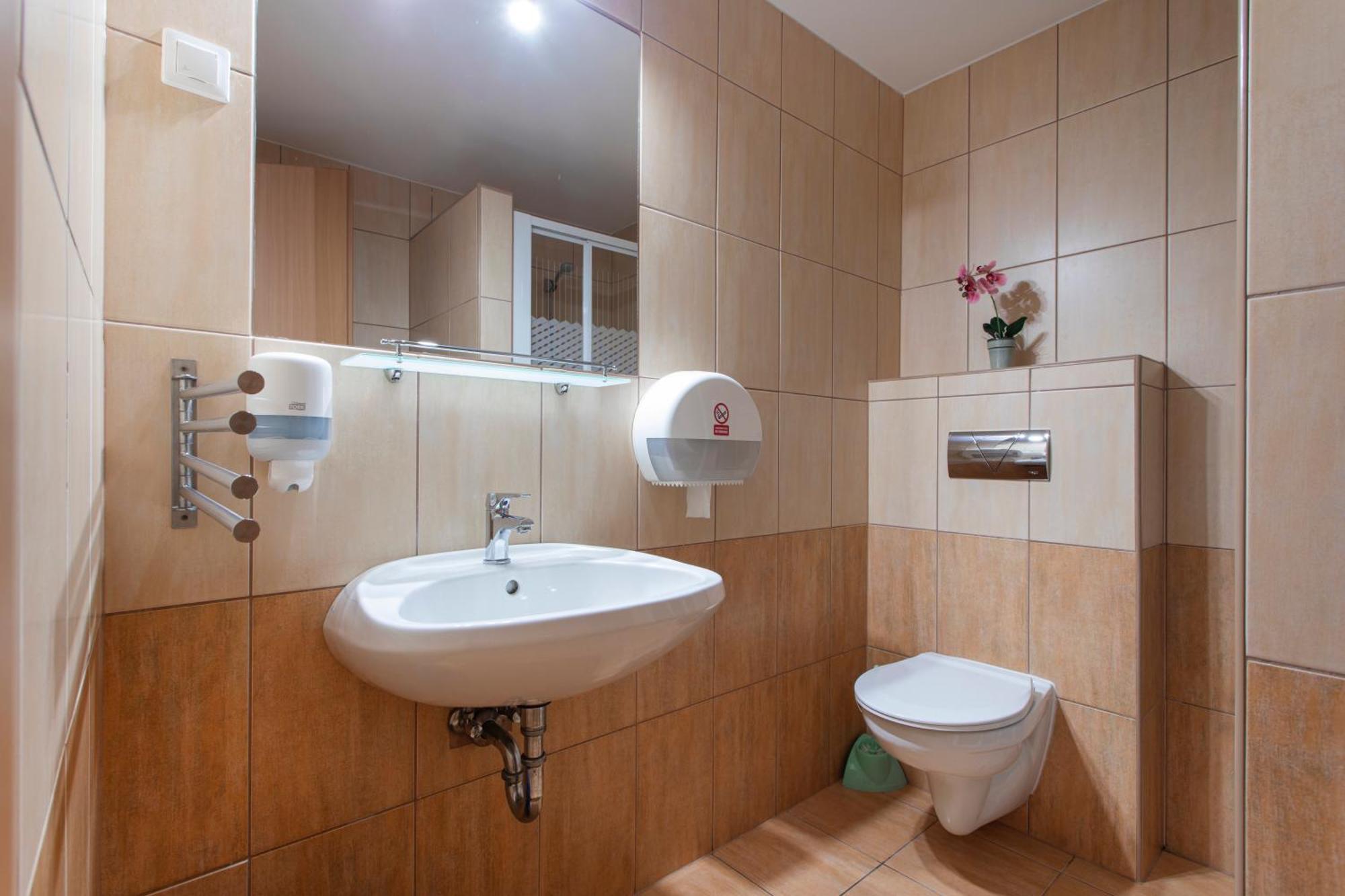 Lucsony Apartman Mosonmagyaróvár Extérieur photo